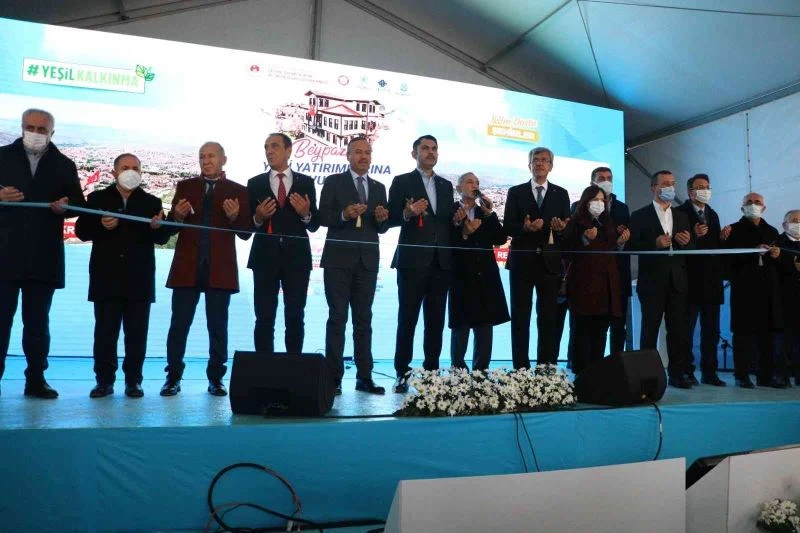 Bakan Kurum: “2023 yılı hizmetlerimizi taçlandıracağımız yeni bir zafer yılı olacak”
