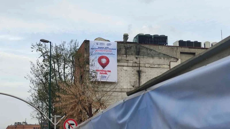 Tarihi ortaya çıkartmak için belediye o binayı da yıkacak
