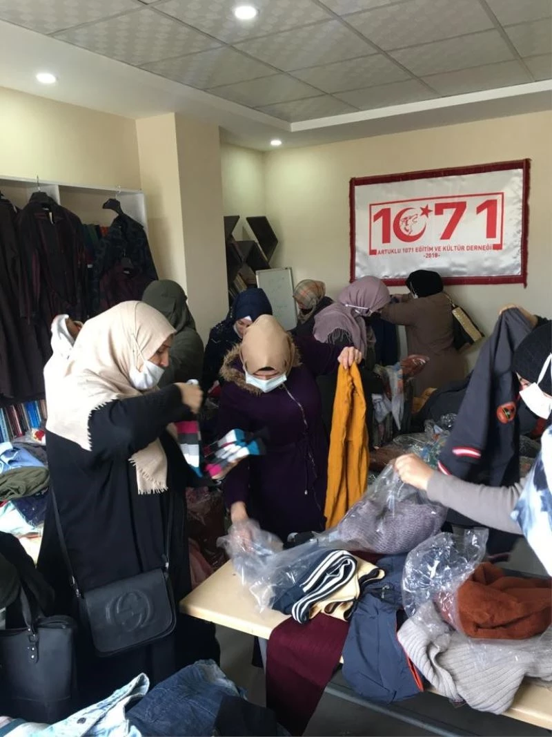 Artuklu 1071 Derneği 140 aileye yardım elini uzattı

