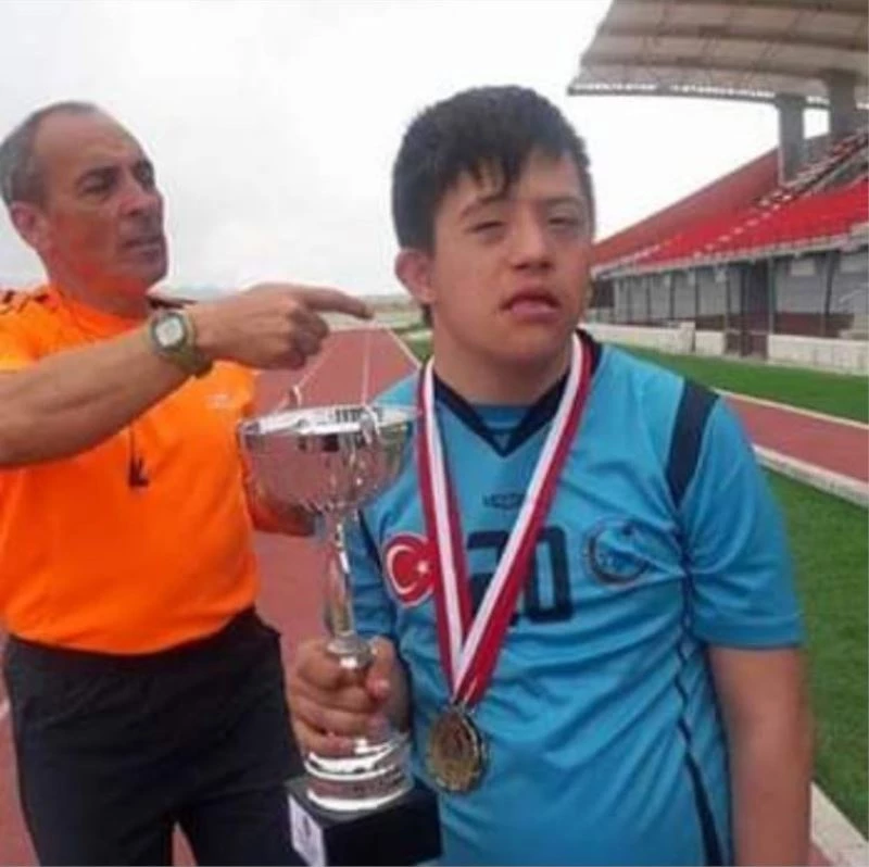 Önce güldürdü, sonra ağlattı
