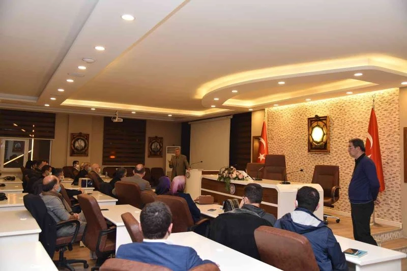 Kamu kurumlarında çalışan personele yönelik temel fotoğrafçılık eğitimi
