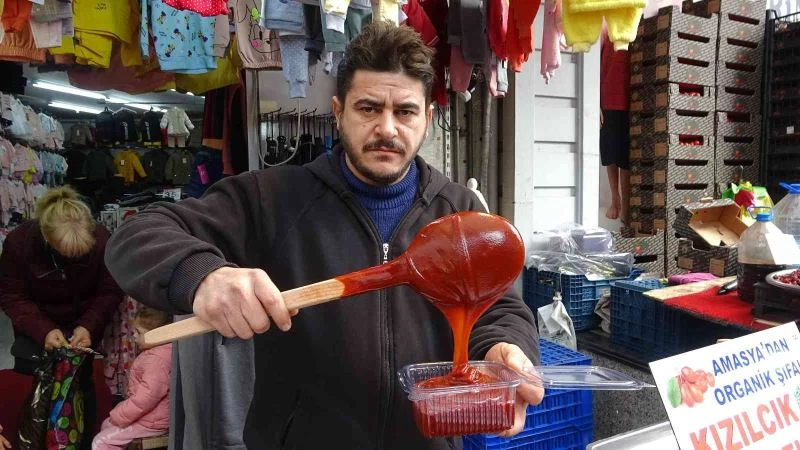 (Özel) Bu tezgahtaki marmelatlar şifa deposu
