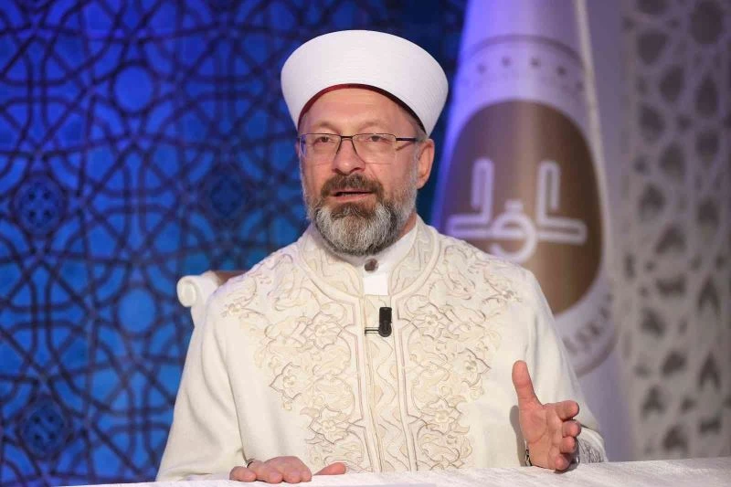 Diyanet İşleri Başkanı Erbaş: “Çocuklarımız yalan söylediğimize hiç şahit olmayarak büyüsünler”
