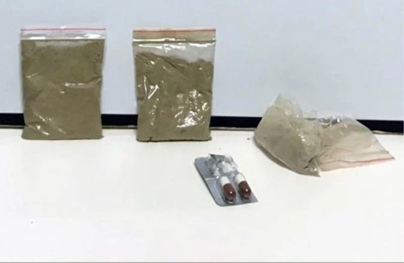 Şüphe üzerine durdurulan ticari taksiden eroin çıktı
