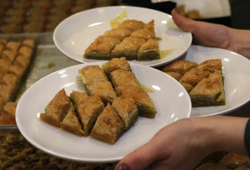Bu da zeytinyağlı baklava
