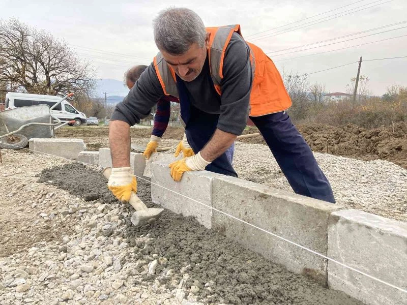 Düzce’de parksız mahalle kalmayacak
