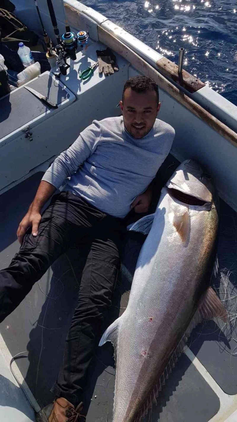 Oltayla boyu kadar balık yakaladı
