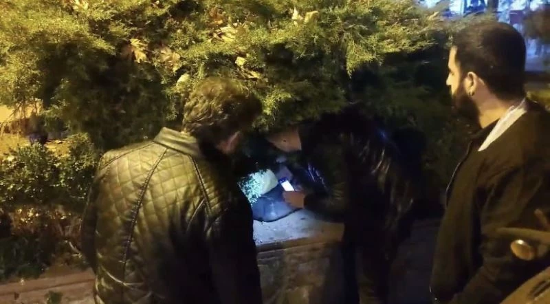 İznik’te çalılıkların arasında sızan alkollü genç görenleri korkuttu
