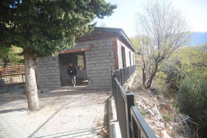 Alanya Bademağacı’na çok amaçlı salon
