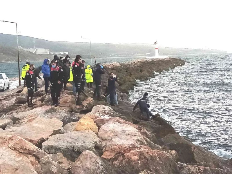 Kayıp genç astsubayın cesedi denizden çıktı
