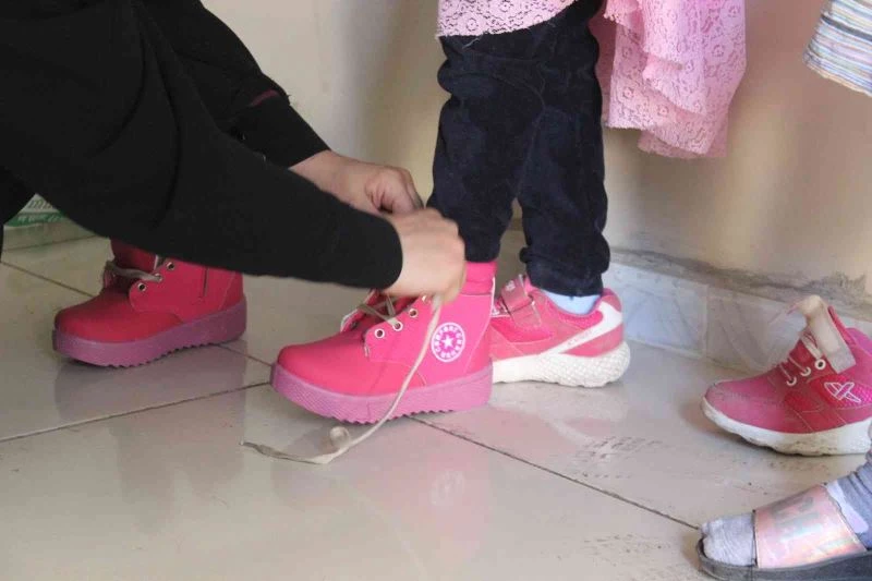 IHO EBRAR Cizre’de onlarca yetimi giydirdi
