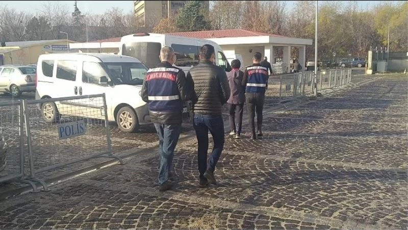 31 FETÖ şüphelisinden 27’si gözaltında
