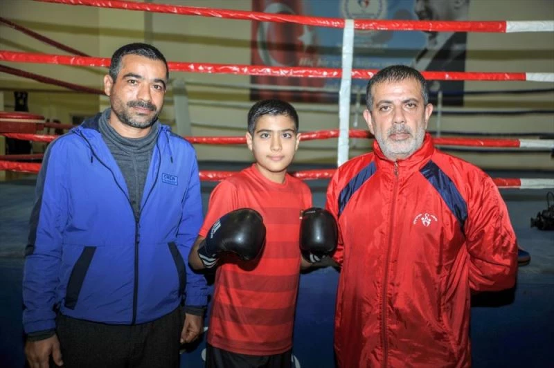 12 yaşındaki Ahmet, lösemiyi 2 yılda 