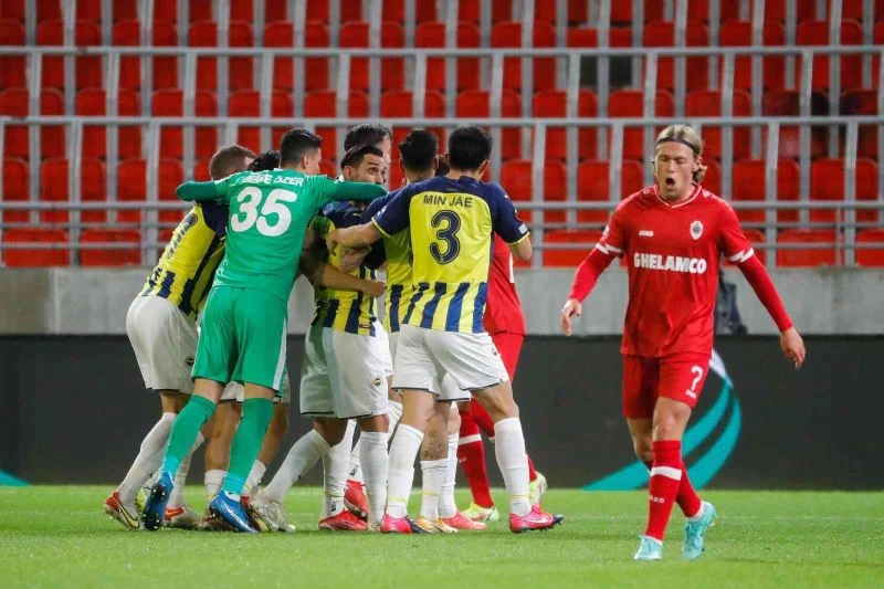 UEFA Avrupa Ligi: Royal Antwerp: 0 - Fenerbahçe: 3 (Maç sonucu)
