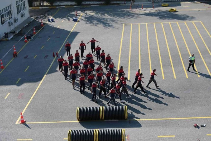 İtfaiyeden zorlu parkur
