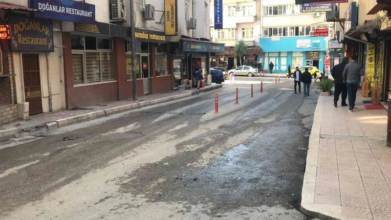 Garsonlarla tartıştı, silahlanıp mekana geri geldi, yanlışlıkla arkadaşını öldürdü
