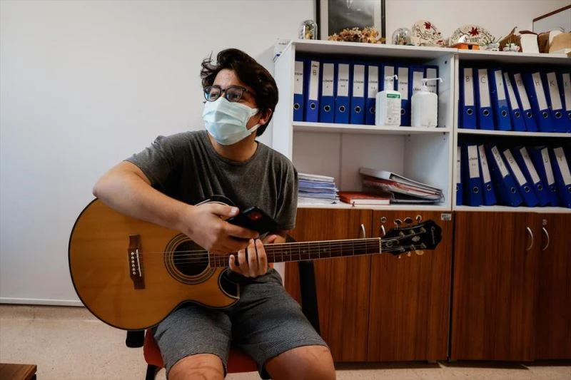 Lösemiye boyun eğmeyen Talha, azmiyle diğer hastalara da moral oldu