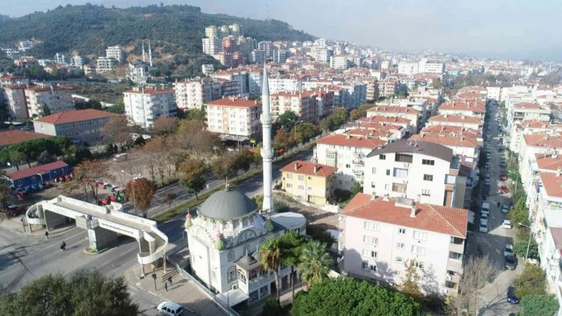 Mudanya Hacıbaba Cami’nin ağır hasarlı minaresi yıkılacak
