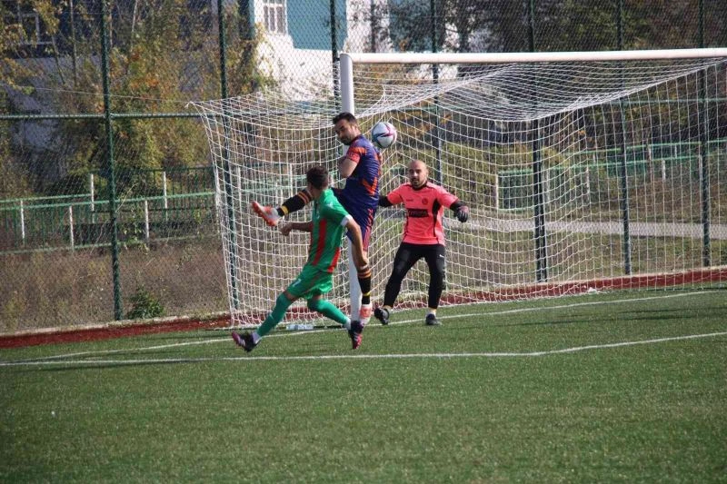 Süper Amatör Lig: Çaydeğirmeni Belediyespor: 1 - İstasyon Gemicilerspor: 1
