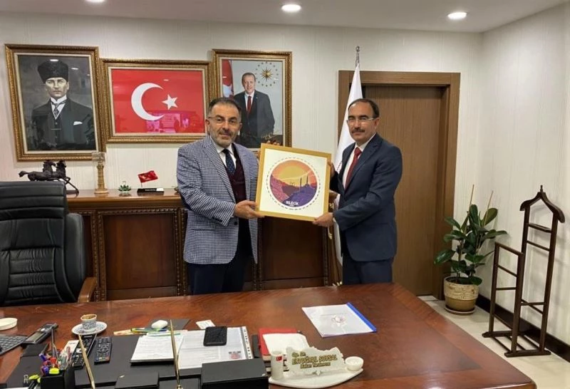 Rektör Beydemir, Bakan Yardımcısı Soysal ile bir araya geldi
