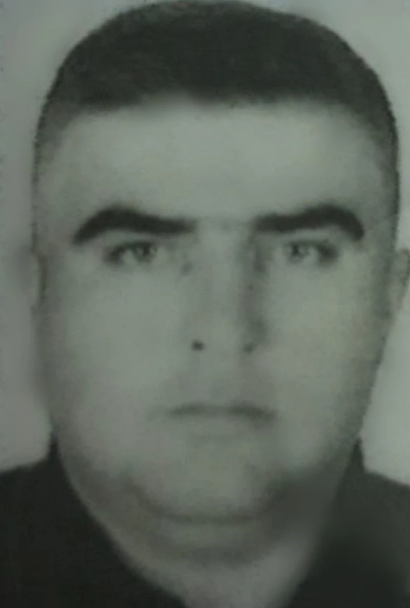 Tarla sürerken devrilen traktörün sürücüsü hayatını kaybetti
