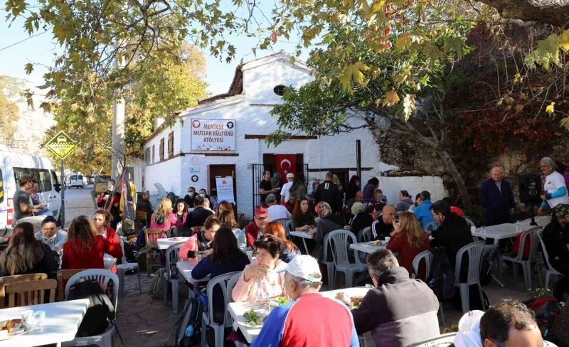 Menteşe Mutfak Kültürü Atölyesi ilk konuklarını ağırladı
