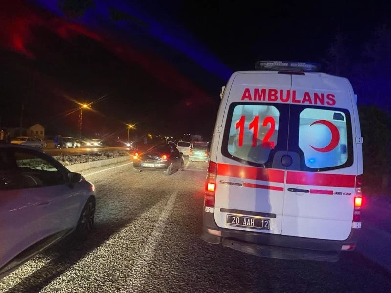 Hafif ticari aracın çarptığı babaanne öldü, torunu ağır yaralandı
