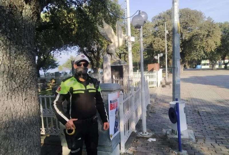 Burhaniye’ de emniyet kemerine afişli denetim

