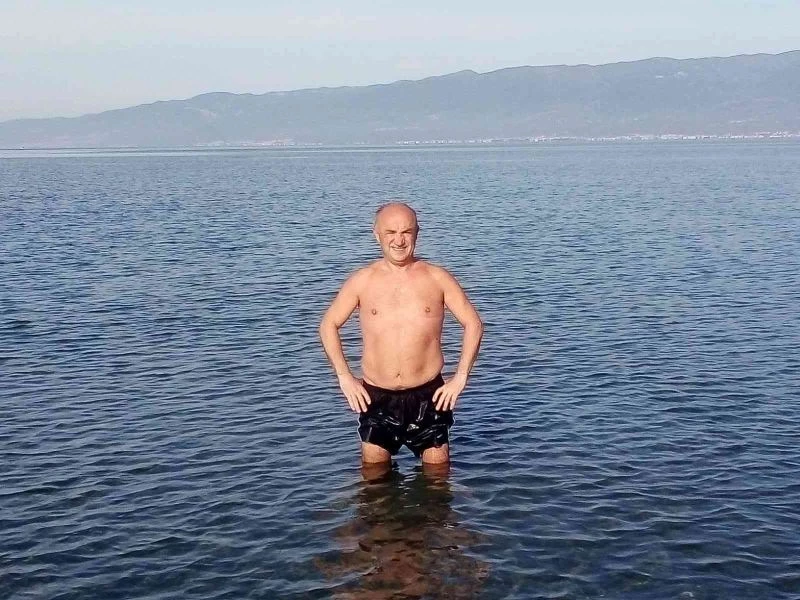 Burhaniye’de deniz sezonunu devam ettiriyorlar
