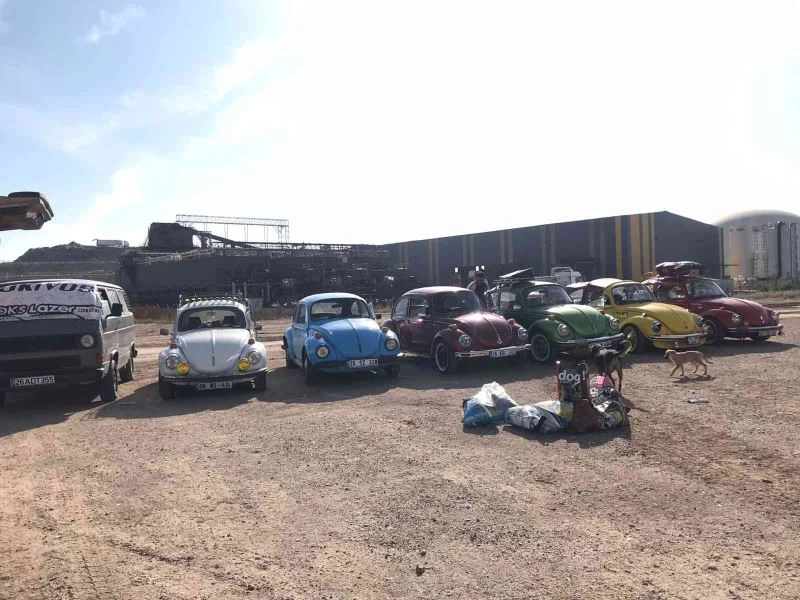 Vosvos severler kırsaldaki sahipsiz canları unutmadı
