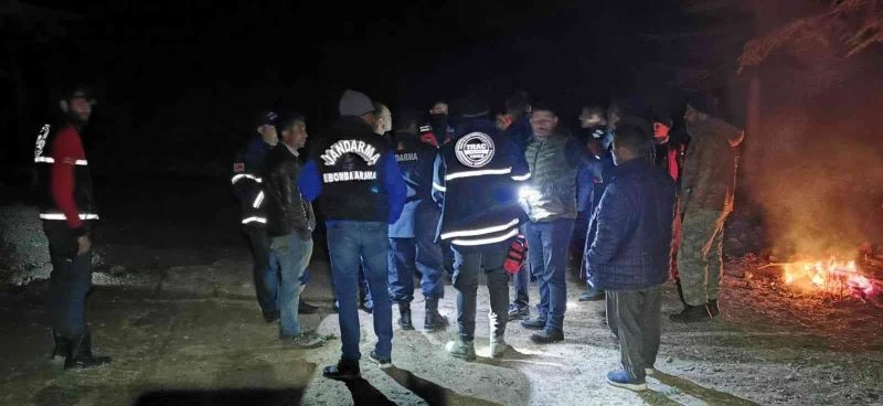 Oğluyla mantar toplamaya giden kadından haber alınamıyor
