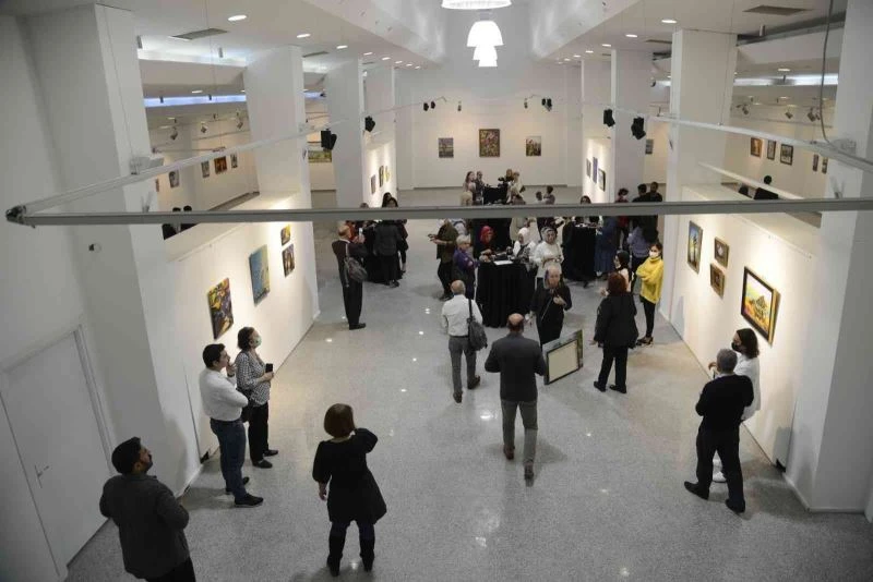Medeniyetler şehrinde sanat karma sergisi
