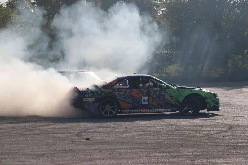 Driffte Türkiye şampiyonu olan Tutumlu’dan çağrı: “Pistlere gelin”
