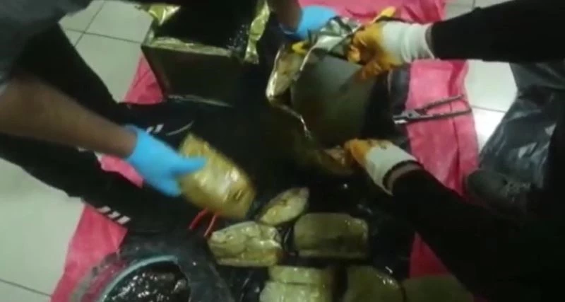 Bal tenekesinde uyuşturucu sevkiyatına jandarma engeli
