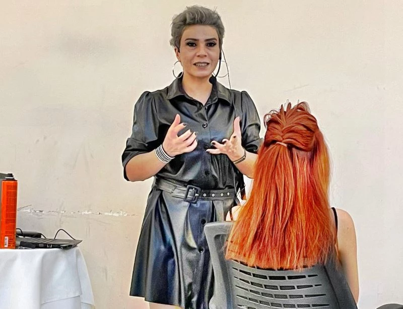 Söke’de berber ve kuaförlere uzmanlarından eğitim
