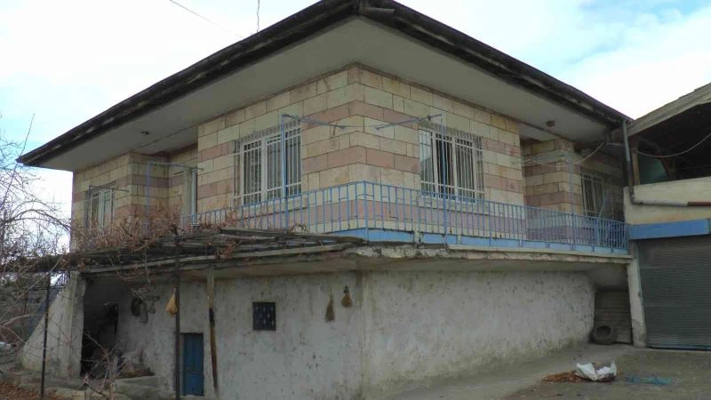 17 Yıl sonra babası ve kardeşi gibi karbonmonoksit gazından zehirlenerek hayatını kaybetti
