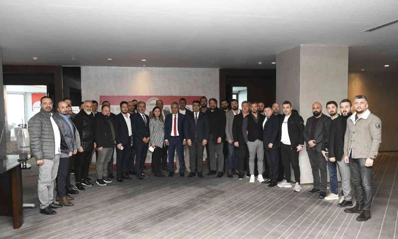 Başkan Uysal: “Ülke, insan sevgisi, azim ve inanç bizleri birleştiriyor”
