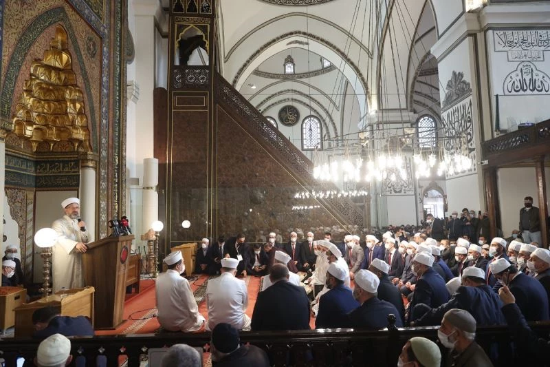 Diyanet İşleri Başkanı Erbaş: “Kur’an-ı Kerim bütün insanlar için bir hayat rehberidir”
