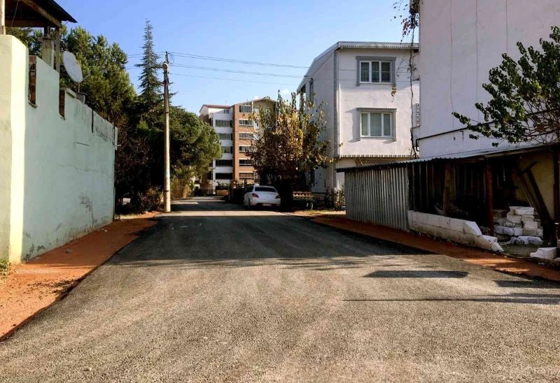 Yunuseli’nde sokaklar sıcak asfaltla kaplandı
