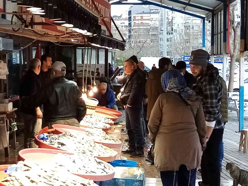 Lodos levrek getirdi
