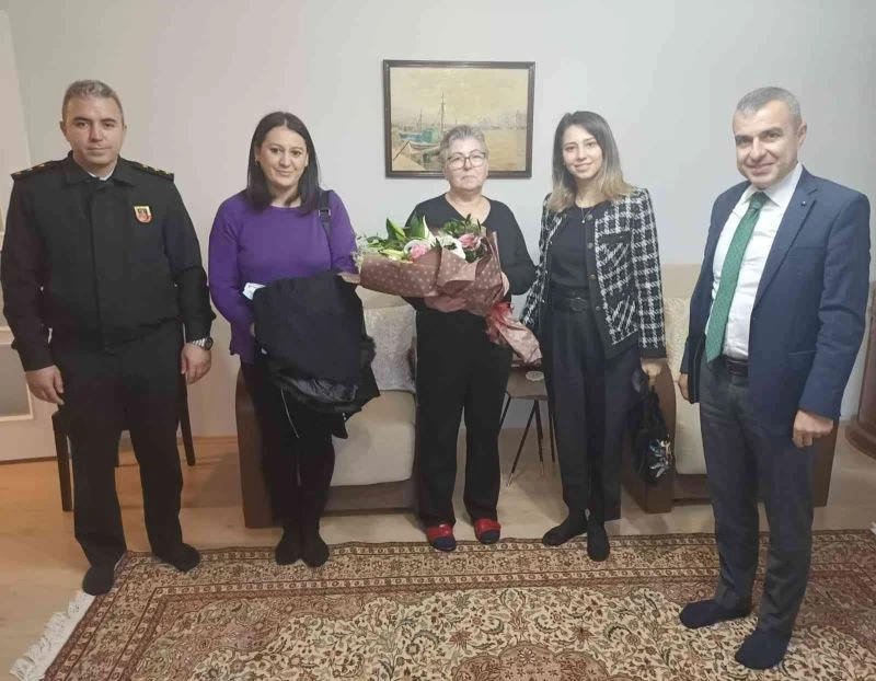 Kaymakam Atasoy’dan şehit ailelerine ziyaret
