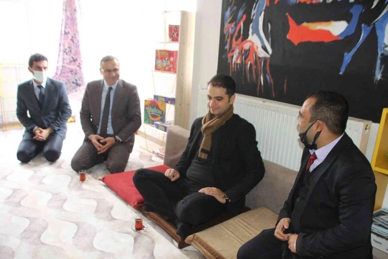 Kaymakamdan kütüphane açılışı 