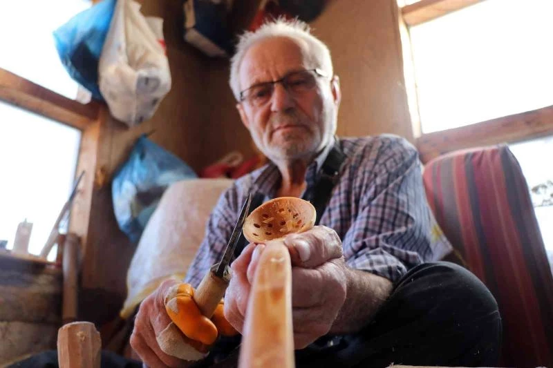 Unutulmaya yüz tutan mesleğin son ustaları
