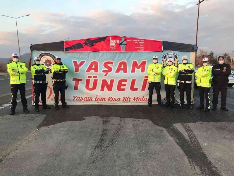 Elazığ’da sürücülere ’Bir Hareketine Bakar Hayat’ eğitimi verildi
