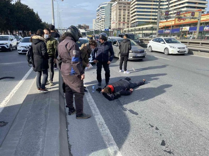 Beylikdüzü E-5’te yaralanmalı kaza
