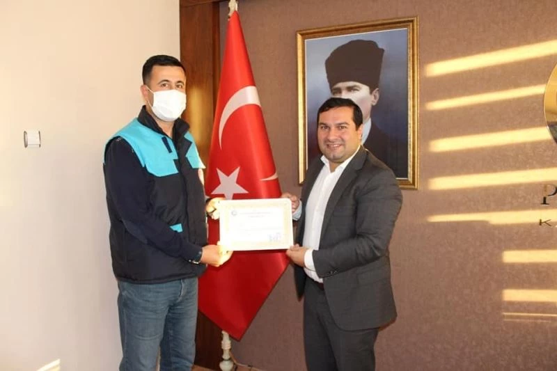 Projede emeği geçenlere teşekkür belgesi verildi
