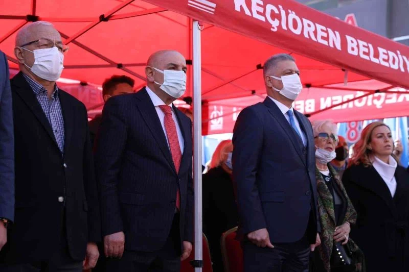 Türk halk müziği sanatçısı Abdurrahman Kızılay adı açılan parkta yaşayacak
