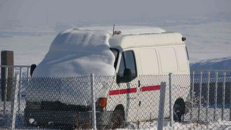 Ardahan sıfırın altında eksi 20.4 dereceyi gördü
