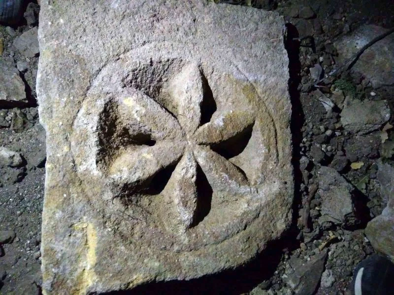 ‘Güneş Tapınağı’ kaçak kazıda ortaya çıktı
