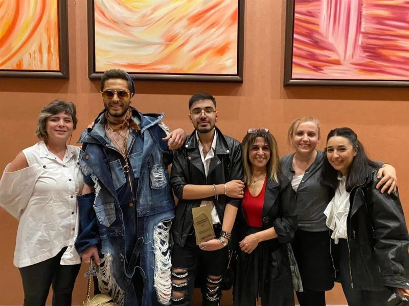 ÇAKÜ “Geleceğin Moda Tasarımcıları” yarışmasında zirvede
